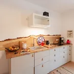 Juliusliving - Modernes Wohnen An Der Juliuspromenade