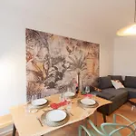 Juliusliving - Modernes Wohnen An Der Juliuspromenade Apartment