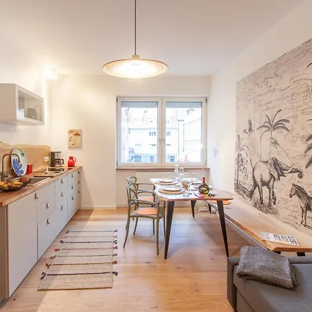 Apartman Juliusliving - Modernes Wohnen An Der Juliuspromenade *